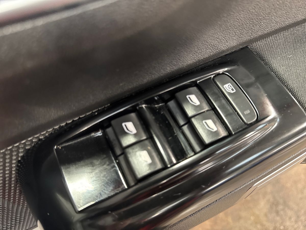 Used Citroen C3 2017 for sale - 77950569: Photo 24