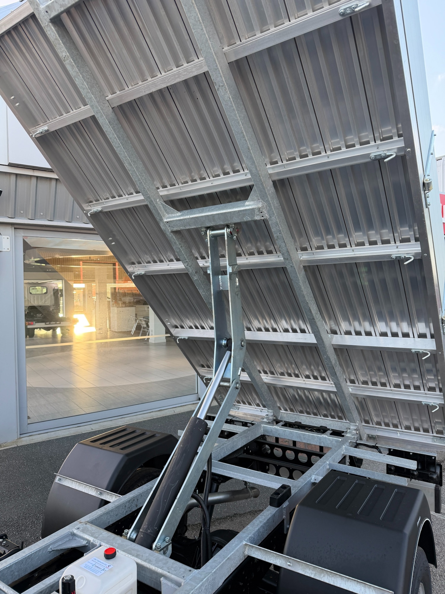 Used Isuzu Other for sale - 77803912: Photo 2