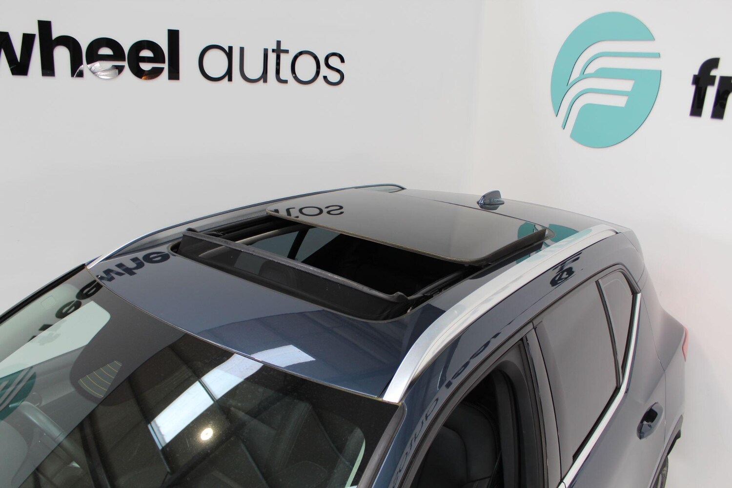 Used Volvo XC40 for sale - 77909789: Photo 19