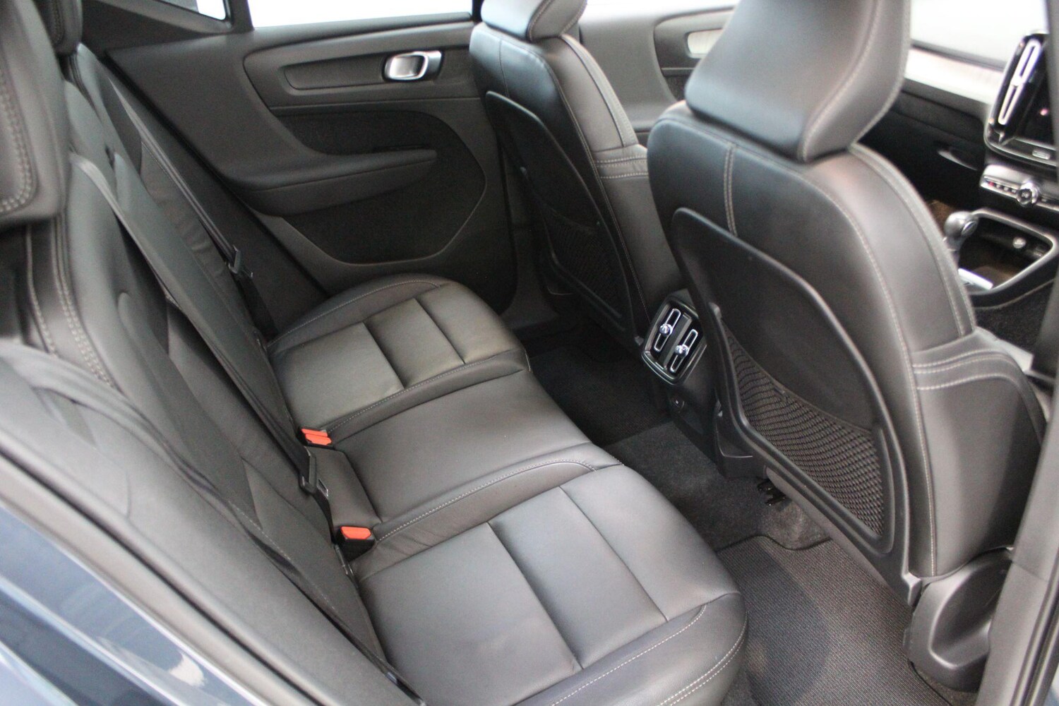 Used Volvo XC40 for sale - 77909789: Photo 42