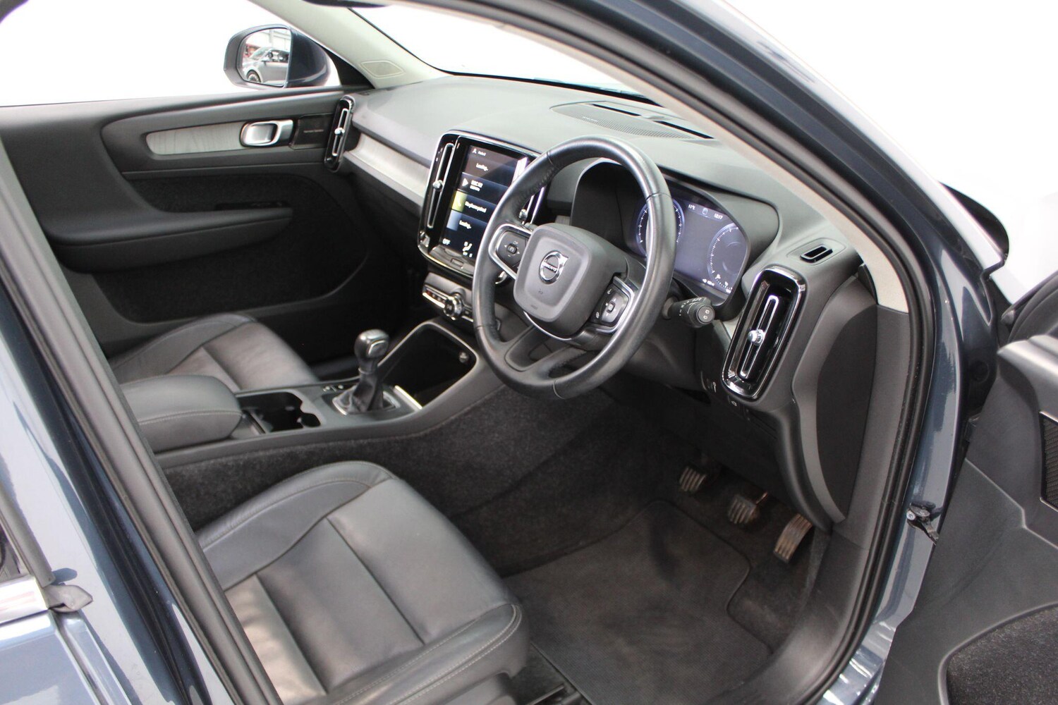 Used Volvo XC40 for sale - 77909789: Photo 45