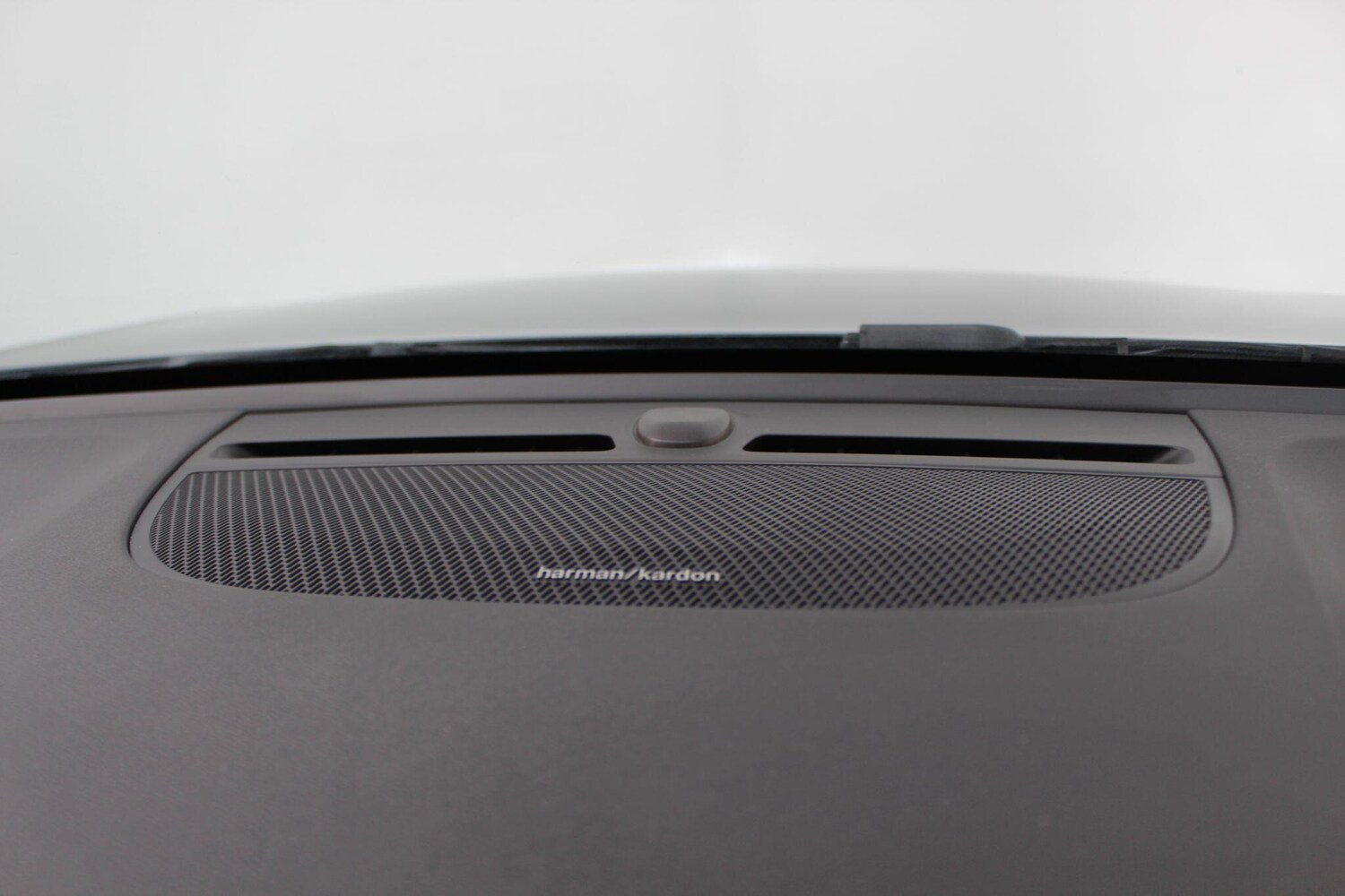 Used Volvo XC40 for sale - 77909789: Photo 88