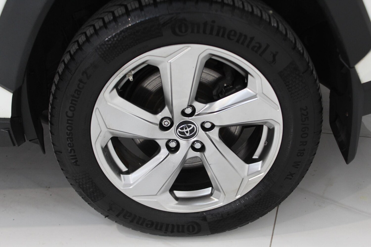 Used Toyota RAV4 for sale - 77909624: Photo 10