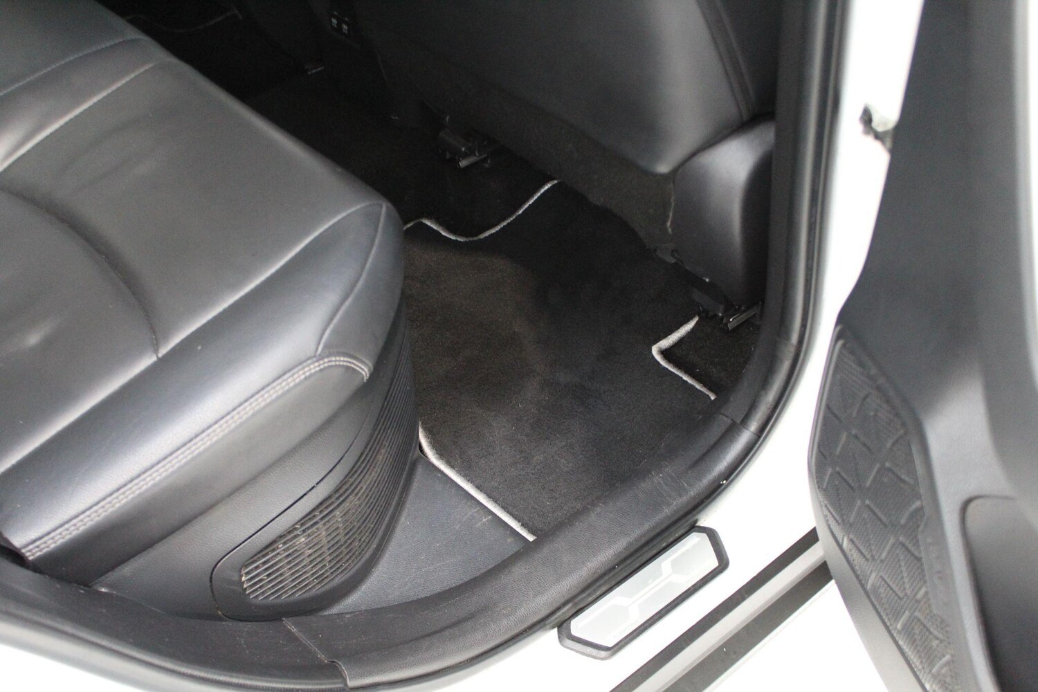 Used Toyota RAV4 for sale - 77909624: Photo 35