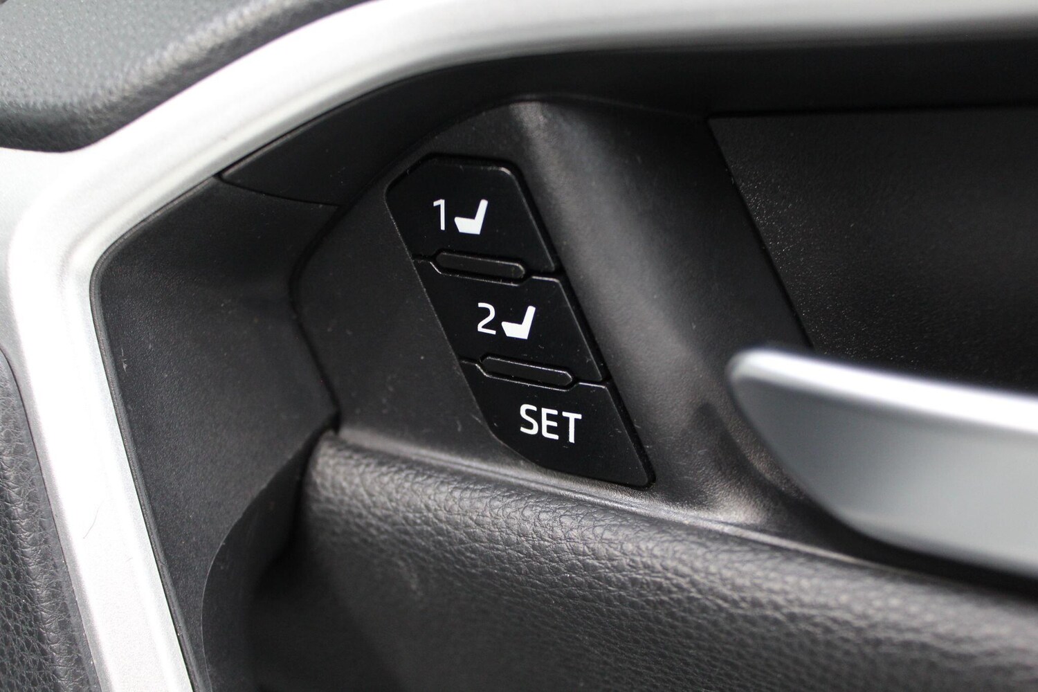 Used Toyota RAV4 for sale - 77909624: Photo 39