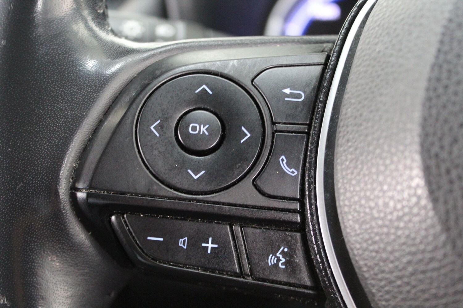 Used Toyota RAV4 for sale - 77909624: Photo 46