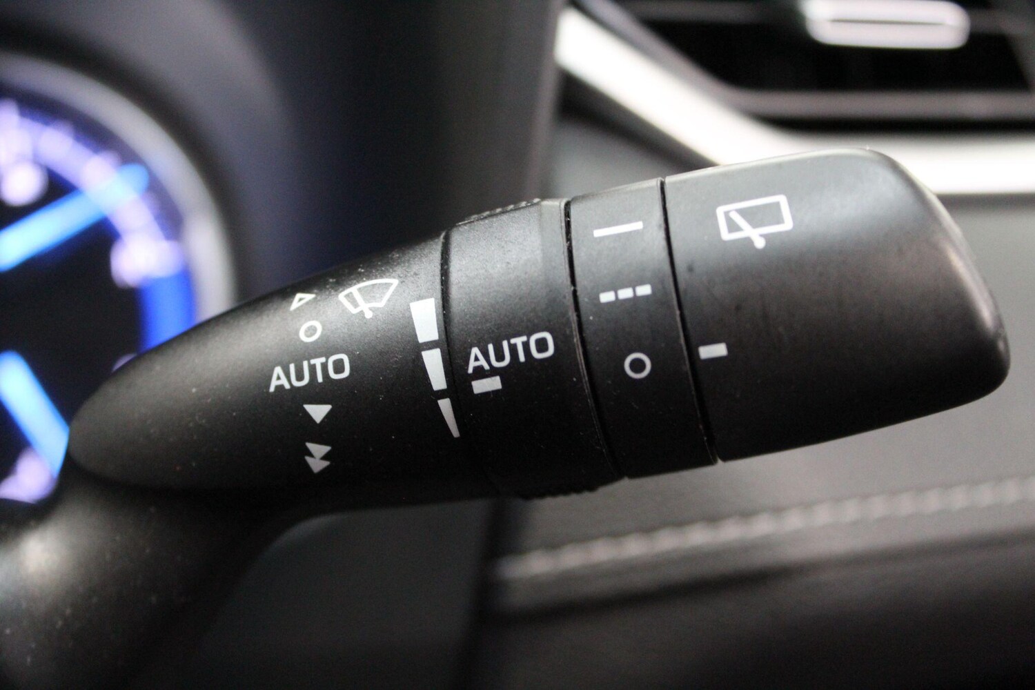 Used Toyota RAV4 for sale - 77909624: Photo 47