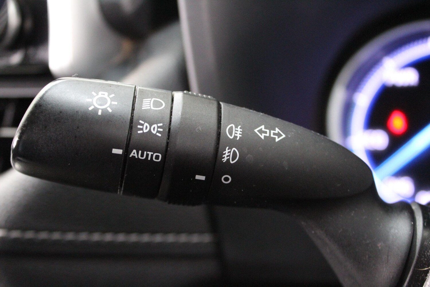 Used Toyota RAV4 for sale - 77909624: Photo 48