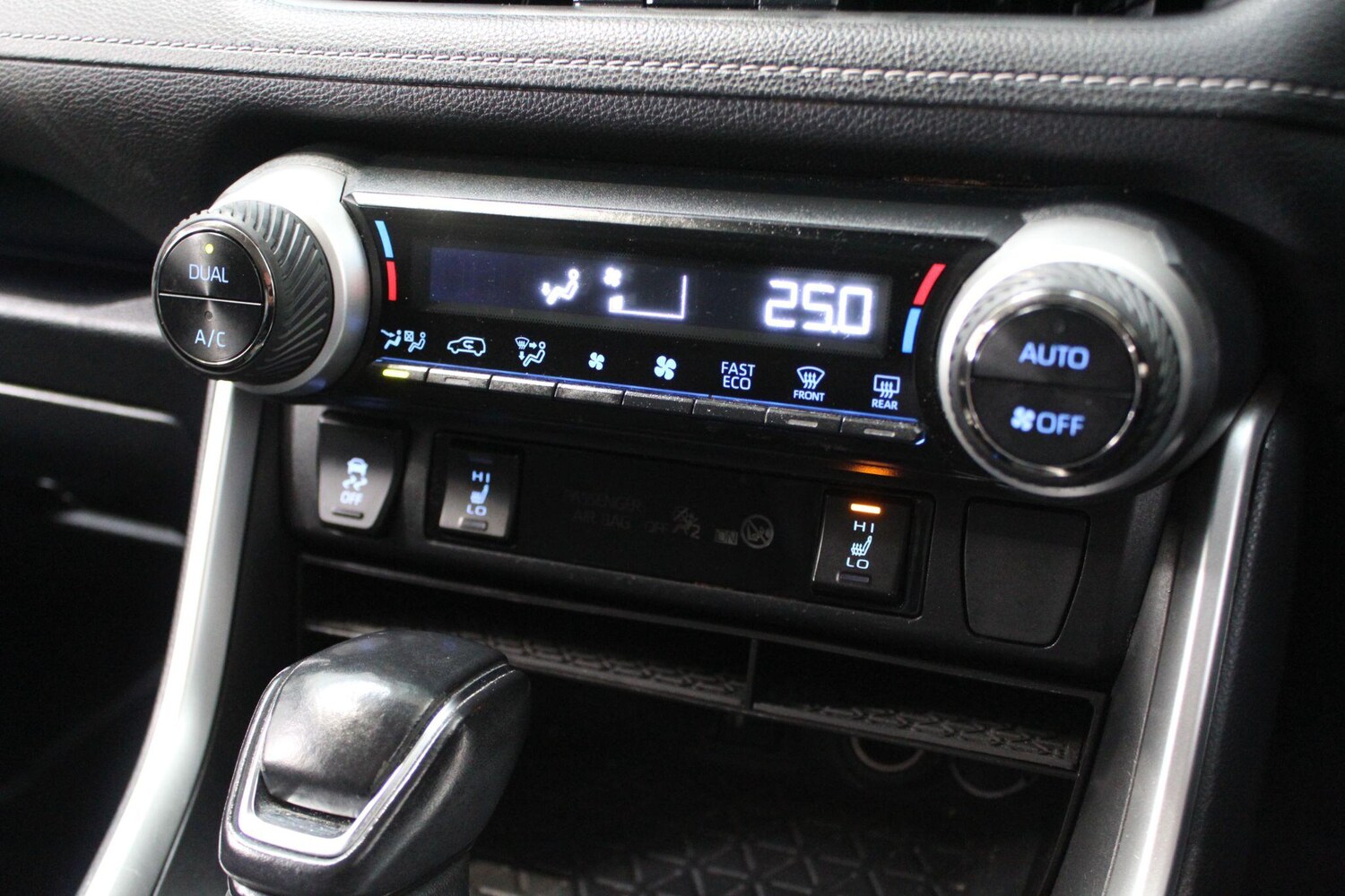 Used Toyota RAV4 for sale - 77909624: Photo 63