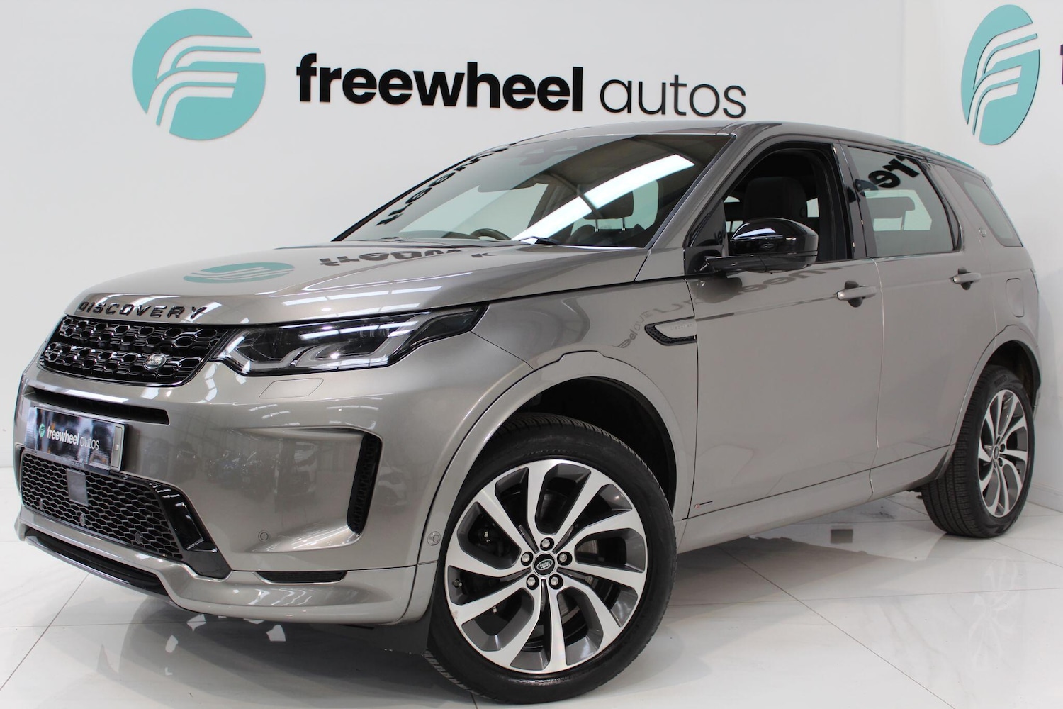 Used Land Rover Discovery Sport for sale - 78205063: Photo 1