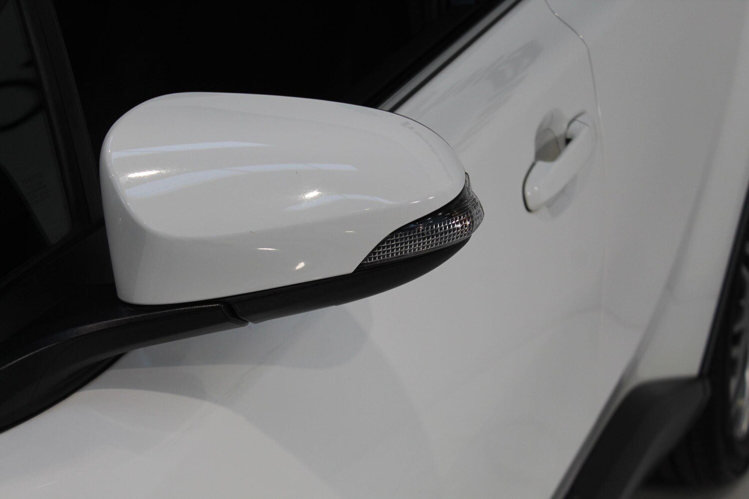 Used Toyota C-HR for sale - 77909751: Photo 14