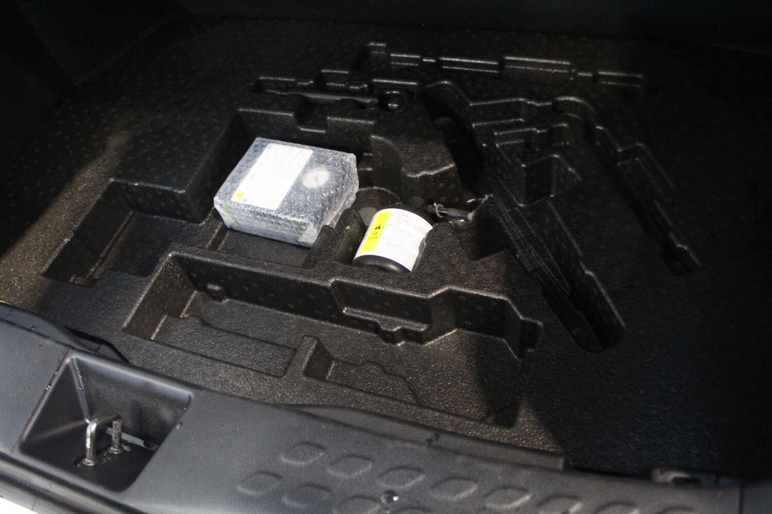 Used Toyota C-HR for sale - 77909751: Photo 31