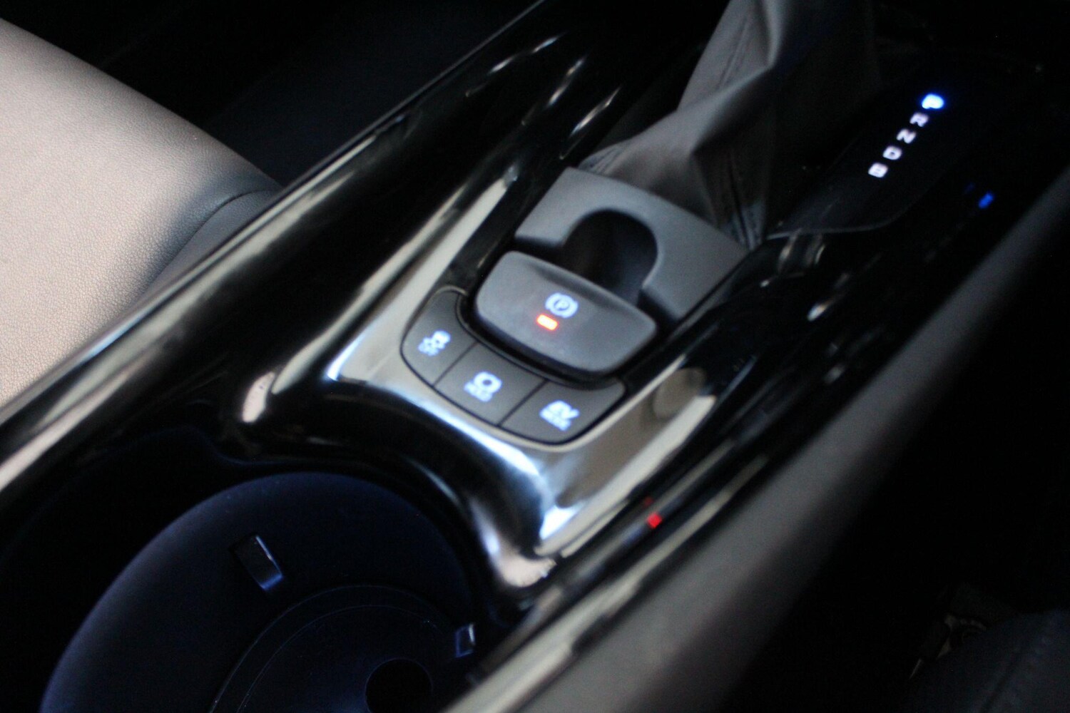 Used Toyota C-HR for sale - 77909751: Photo 61