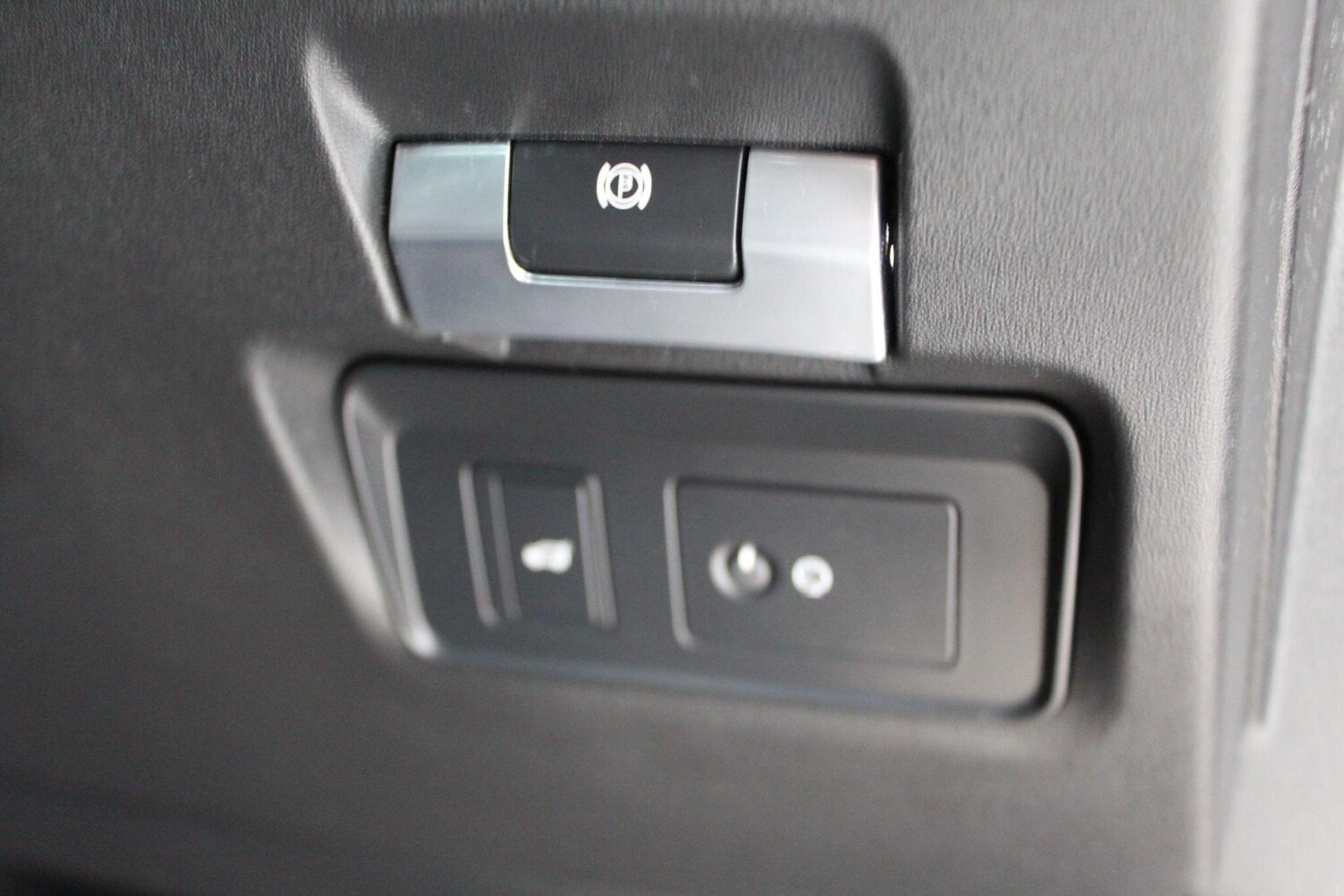 Used Land Rover Discovery Sport for sale - 77908427: Photo 44