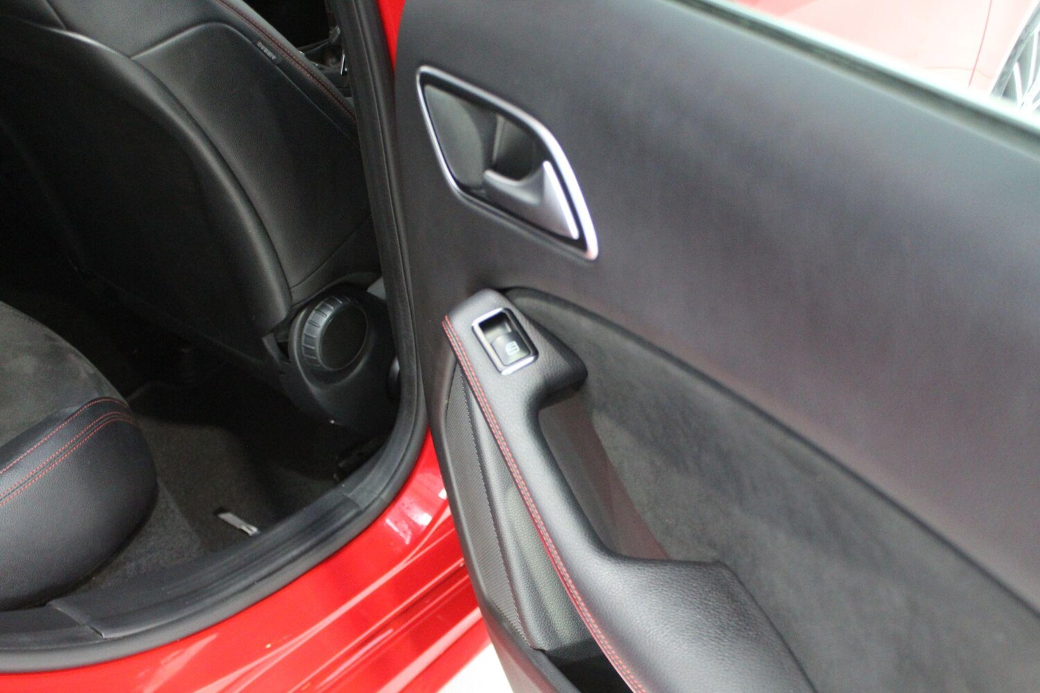 Used Mercedes-Benz A-Class for sale - 77909780: Photo 30