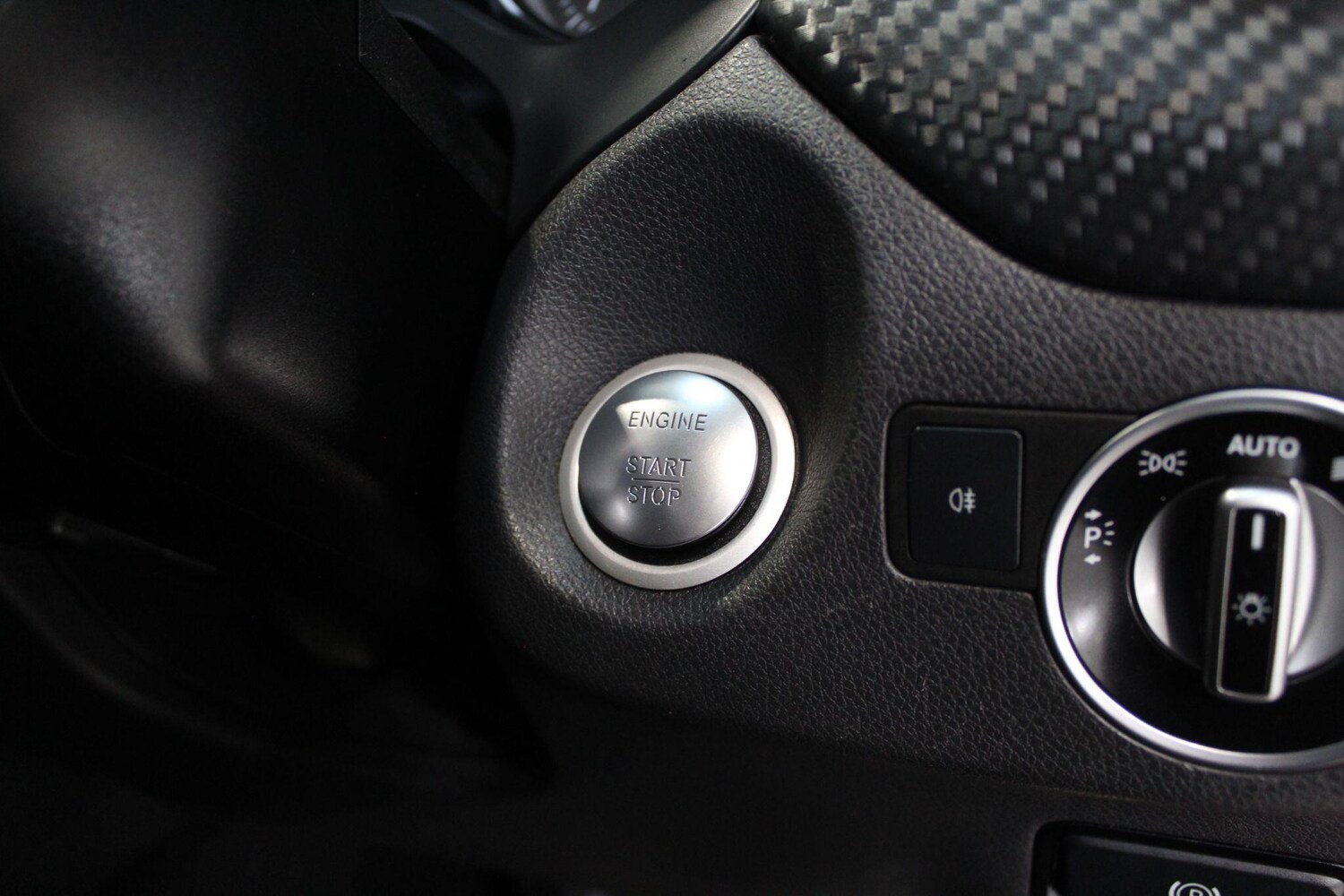 Used Mercedes-Benz A-Class for sale - 77909780: Photo 40