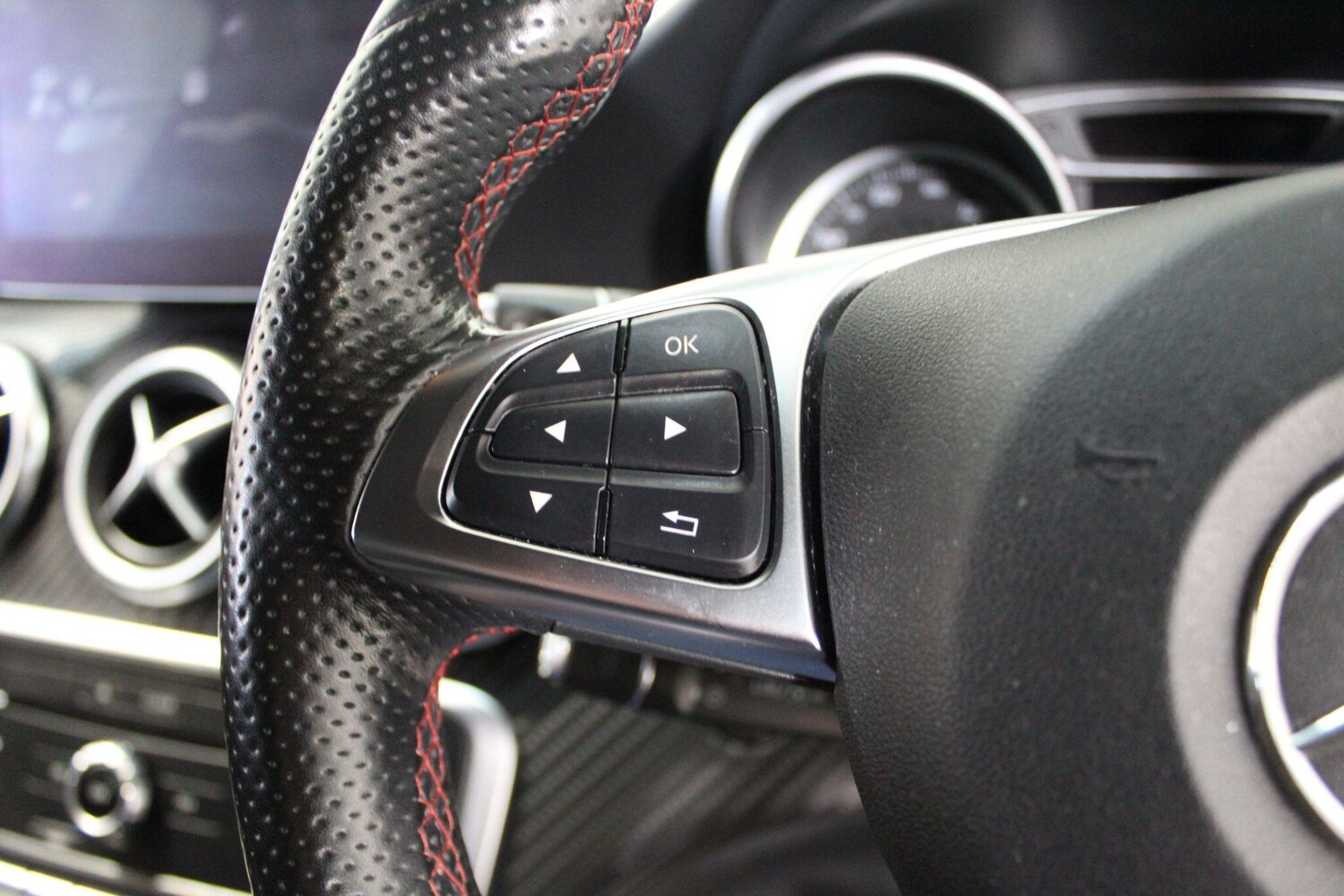 Used Mercedes-Benz A-Class for sale - 77909780: Photo 43