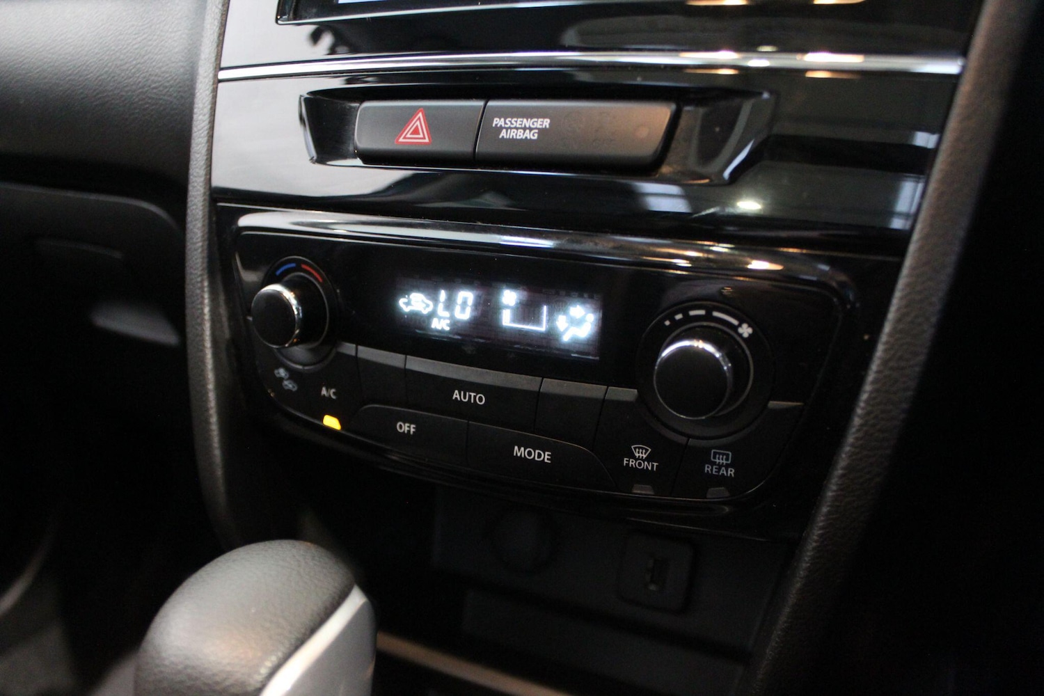 Used Suzuki Vitara 2016 for sale - 77909119: Photo 64