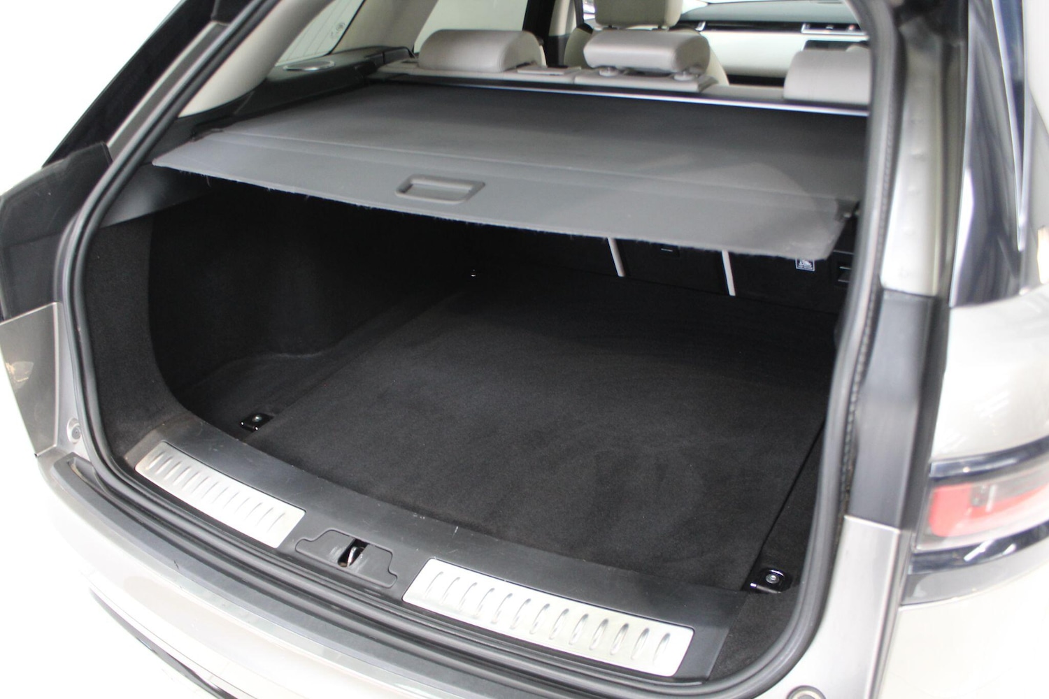 Used Land Rover Range Rover Velar for sale - 78136116: Photo 23