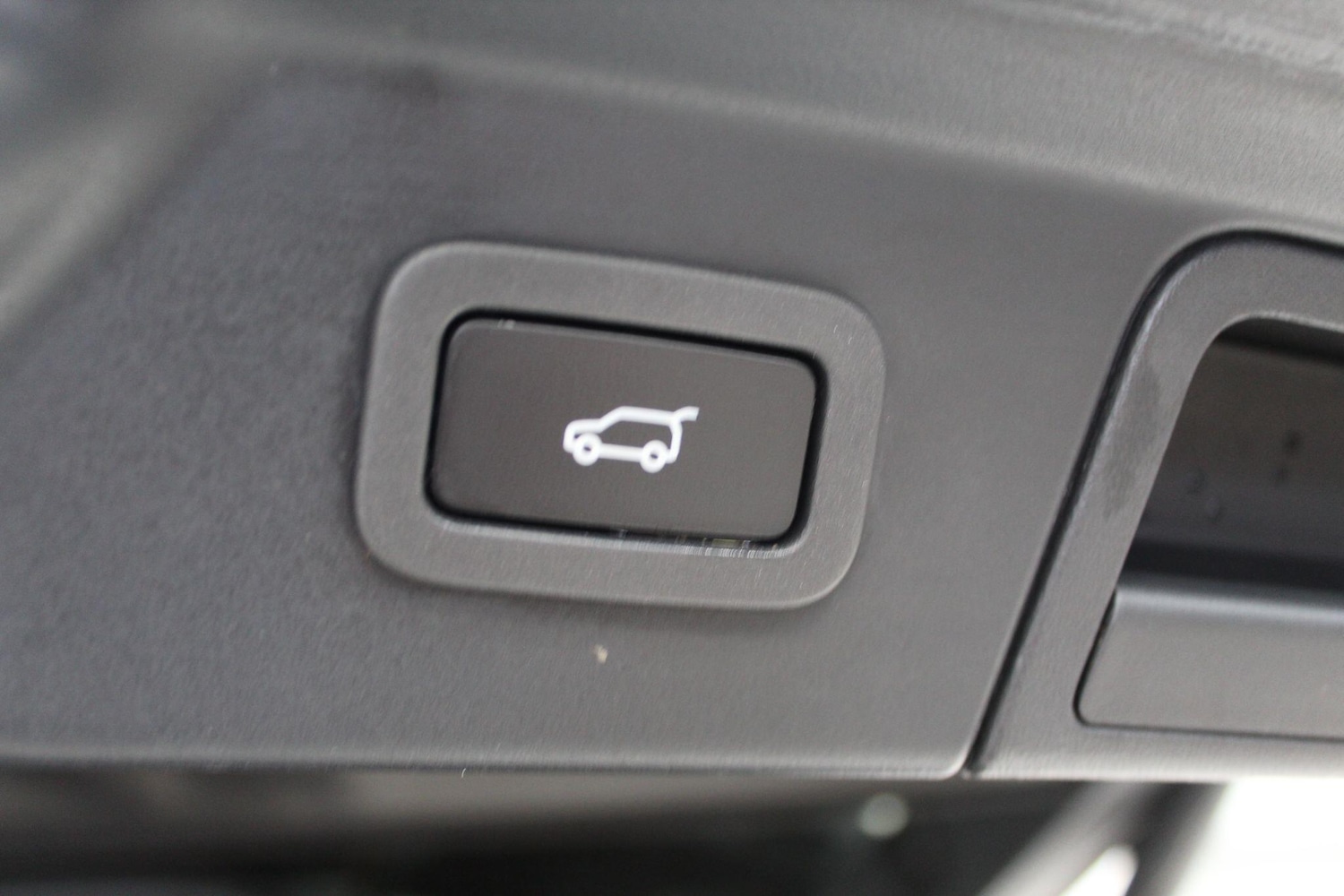 Used Land Rover Range Rover Velar for sale - 78136116: Photo 25