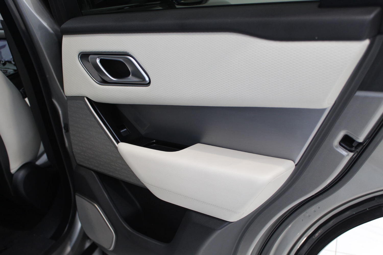 Used Land Rover Range Rover Velar for sale - 78136116: Photo 34