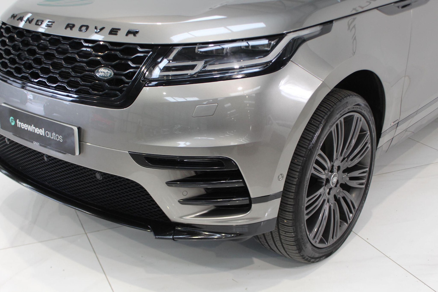 Used Land Rover Range Rover Velar for sale - 78136116: Photo 8