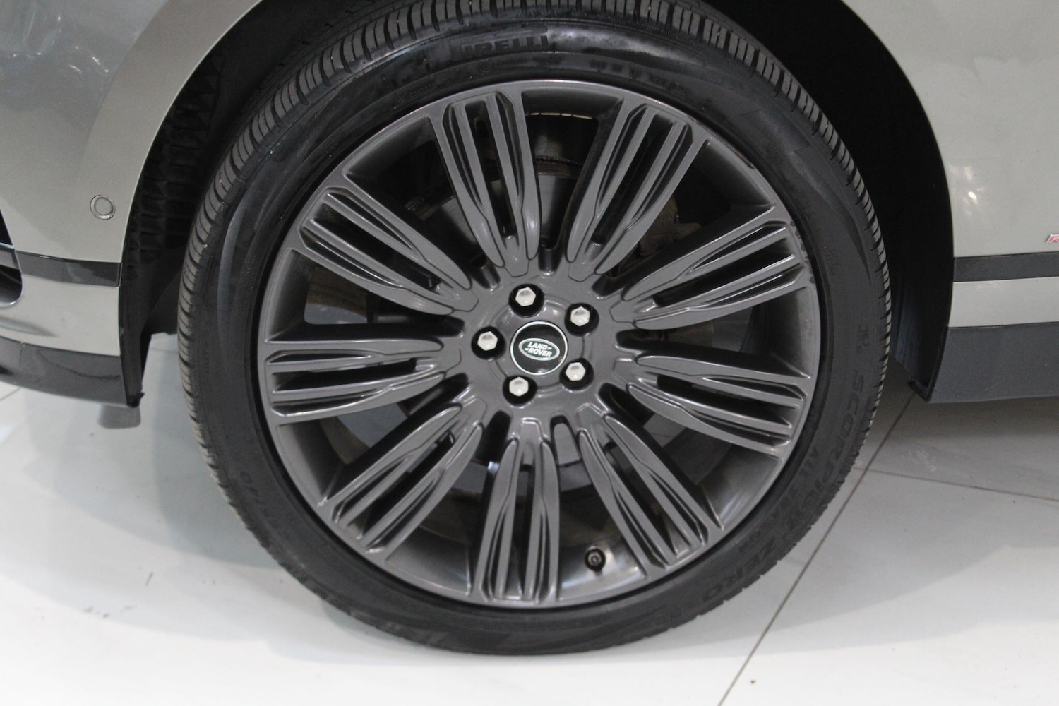 Used Land Rover Range Rover Velar for sale - 78136116: Photo 9