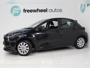 Used Toyota Yaris 2020 for sale - 77909541: Photo