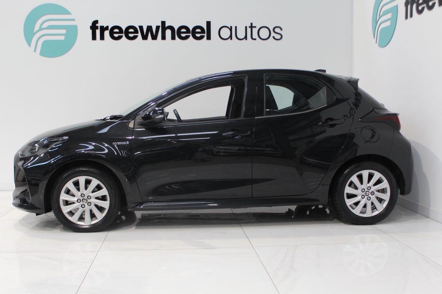 Used Toyota Yaris for sale - 77909541: Photo 20