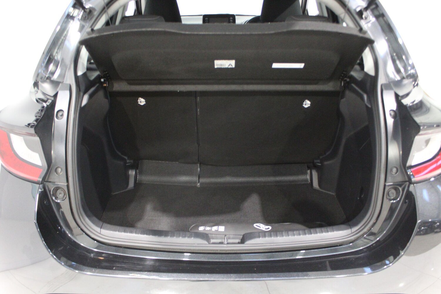 Used Toyota Yaris for sale - 77909541: Photo 44