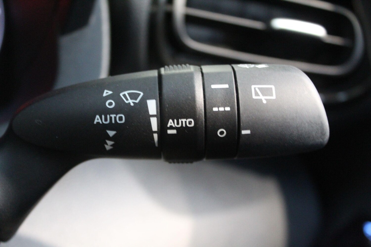 Used Toyota Yaris for sale - 77909541: Photo 74