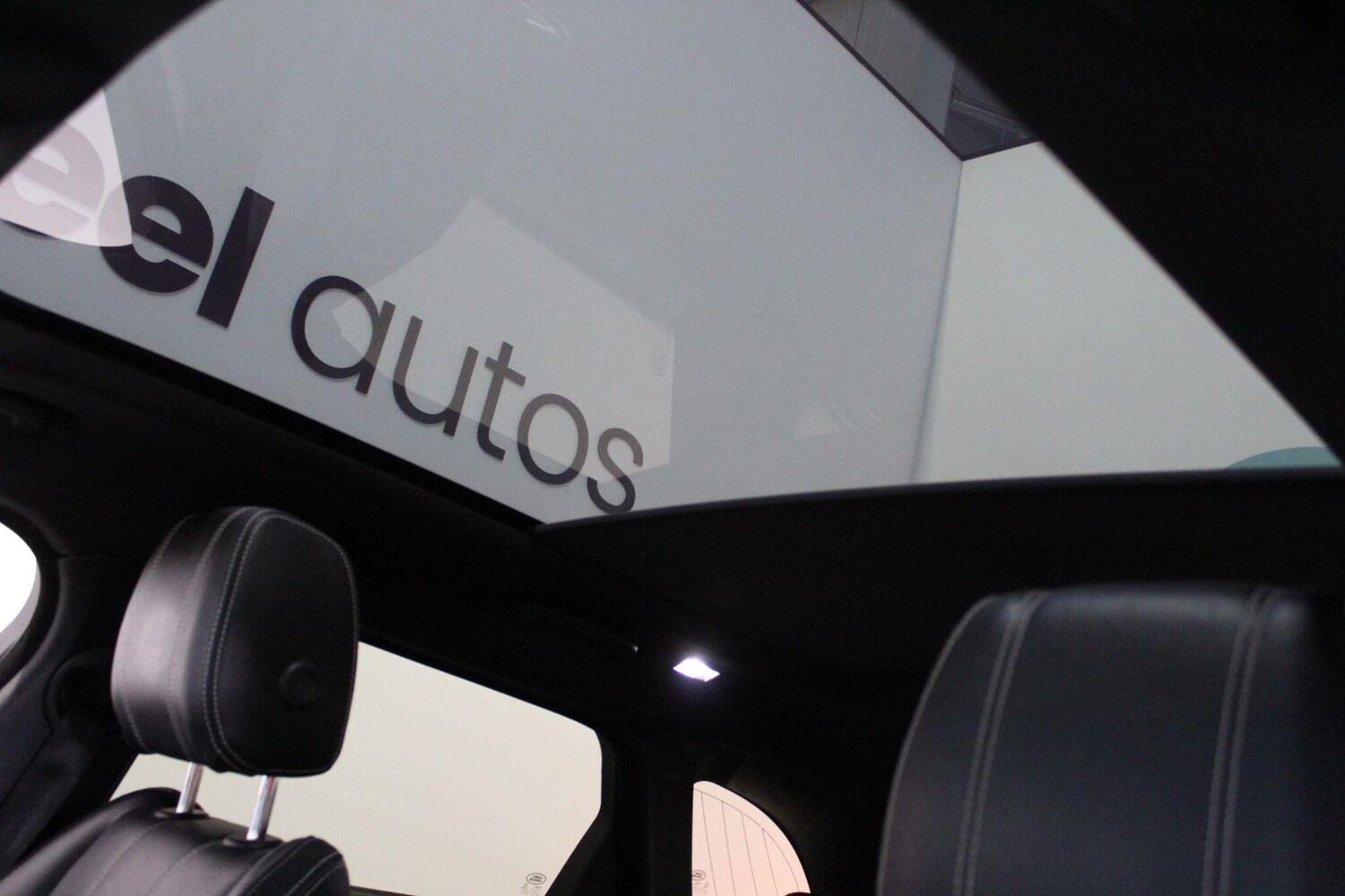 Used Land Rover Range Rover Velar 2020 for sale - 77908449: Photo 32