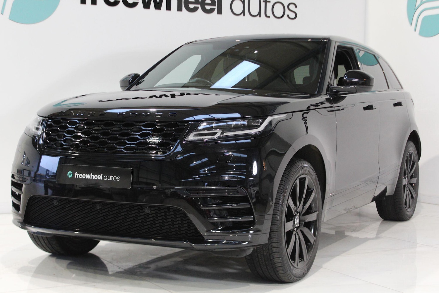 Used Land Rover Range Rover Velar 2020 for sale - 77908449: Photo 4