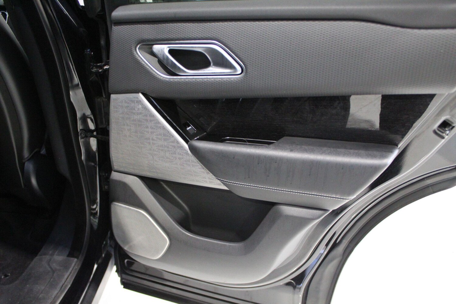 Used Land Rover Range Rover Velar 2020 for sale - 77908449: Photo 55