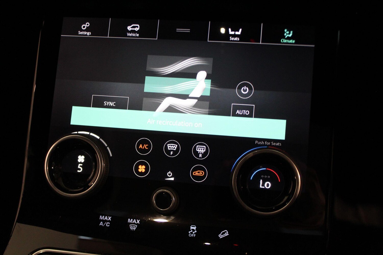 Used Land Rover Range Rover Velar 2020 for sale - 77908449: Photo 75