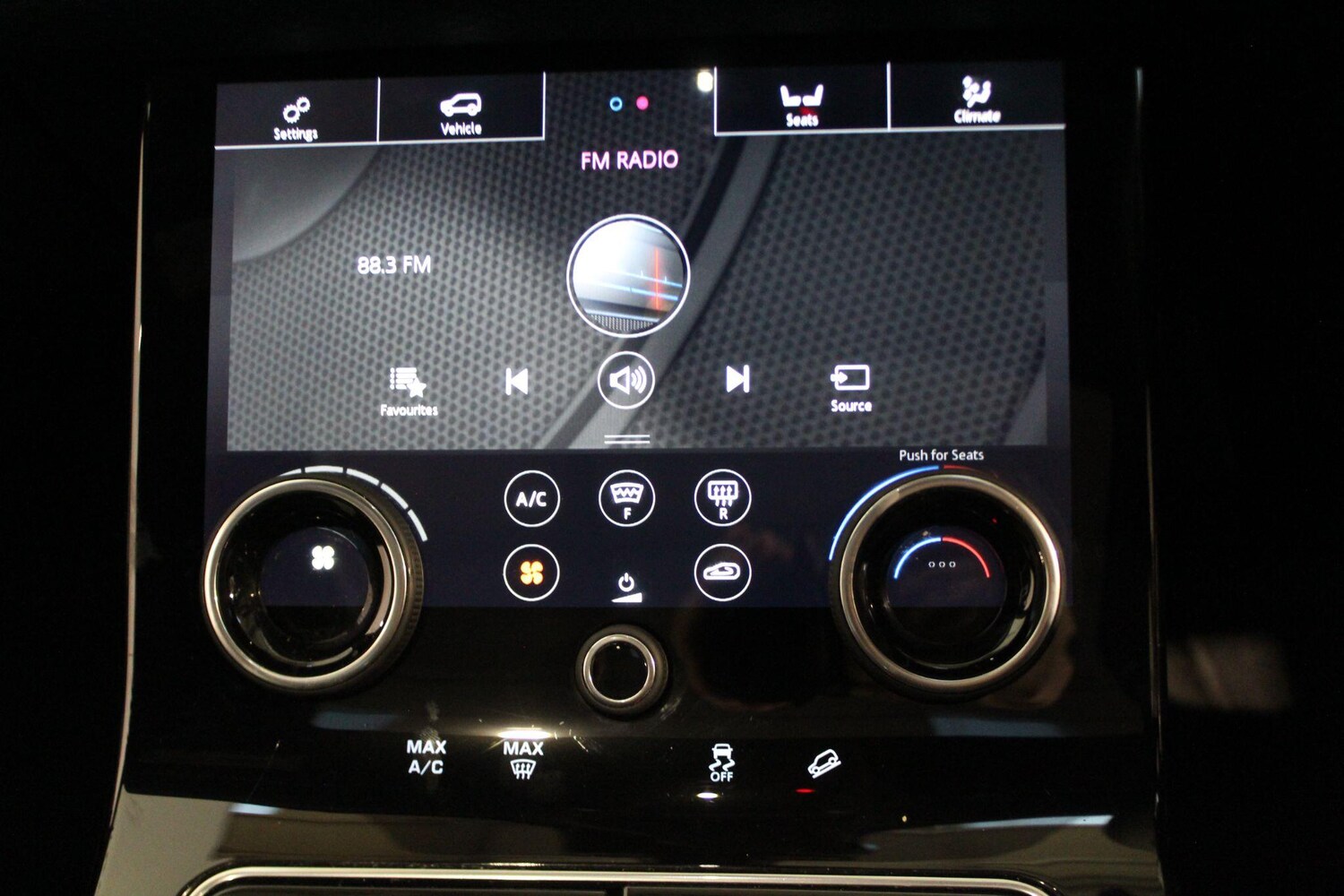 Used Land Rover Range Rover Velar 2020 for sale - 77908449: Photo 77