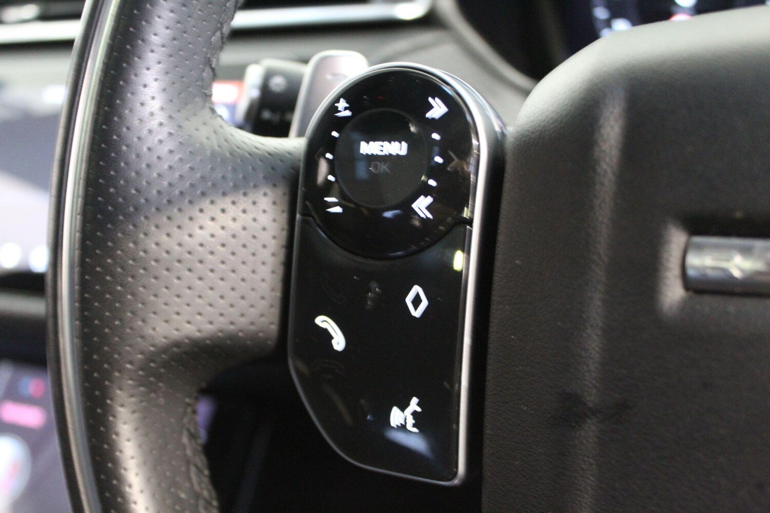 Used Land Rover Range Rover Velar 2020 for sale - 77908449: Photo 78