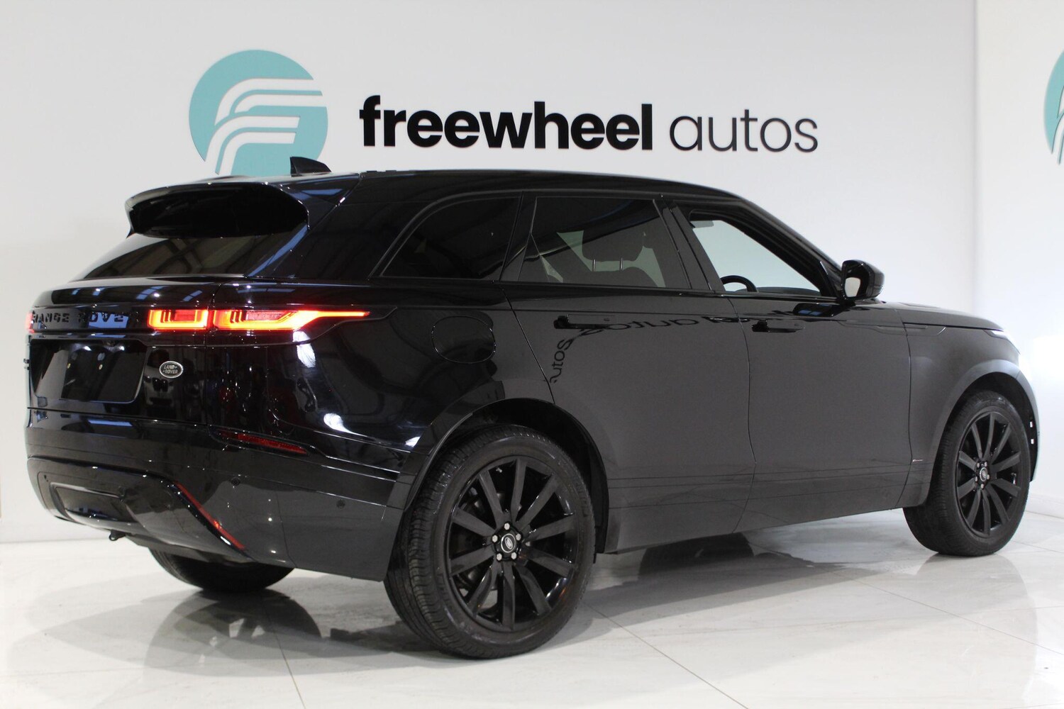 Used Land Rover Range Rover Velar 2020 for sale - 77908449: Photo 91