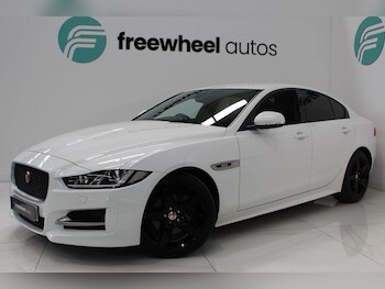 Used Jaguar XE 2018 for sale - 78609101: Photo