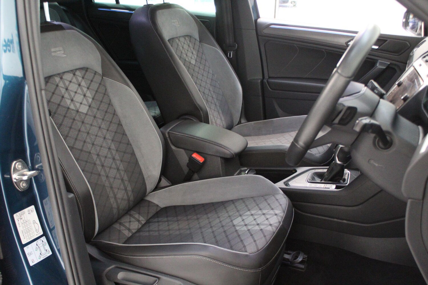 Used Volkswagen Tiguan 2021 for sale - 77908499: Photo 40