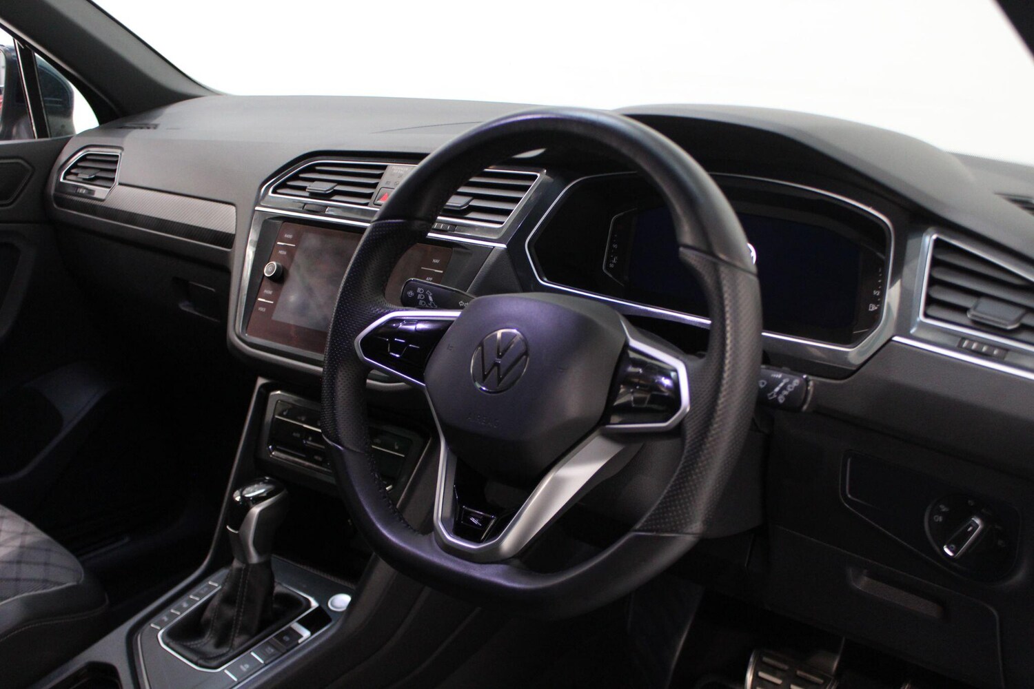 Used Volkswagen Tiguan 2021 for sale - 77908499: Photo 41