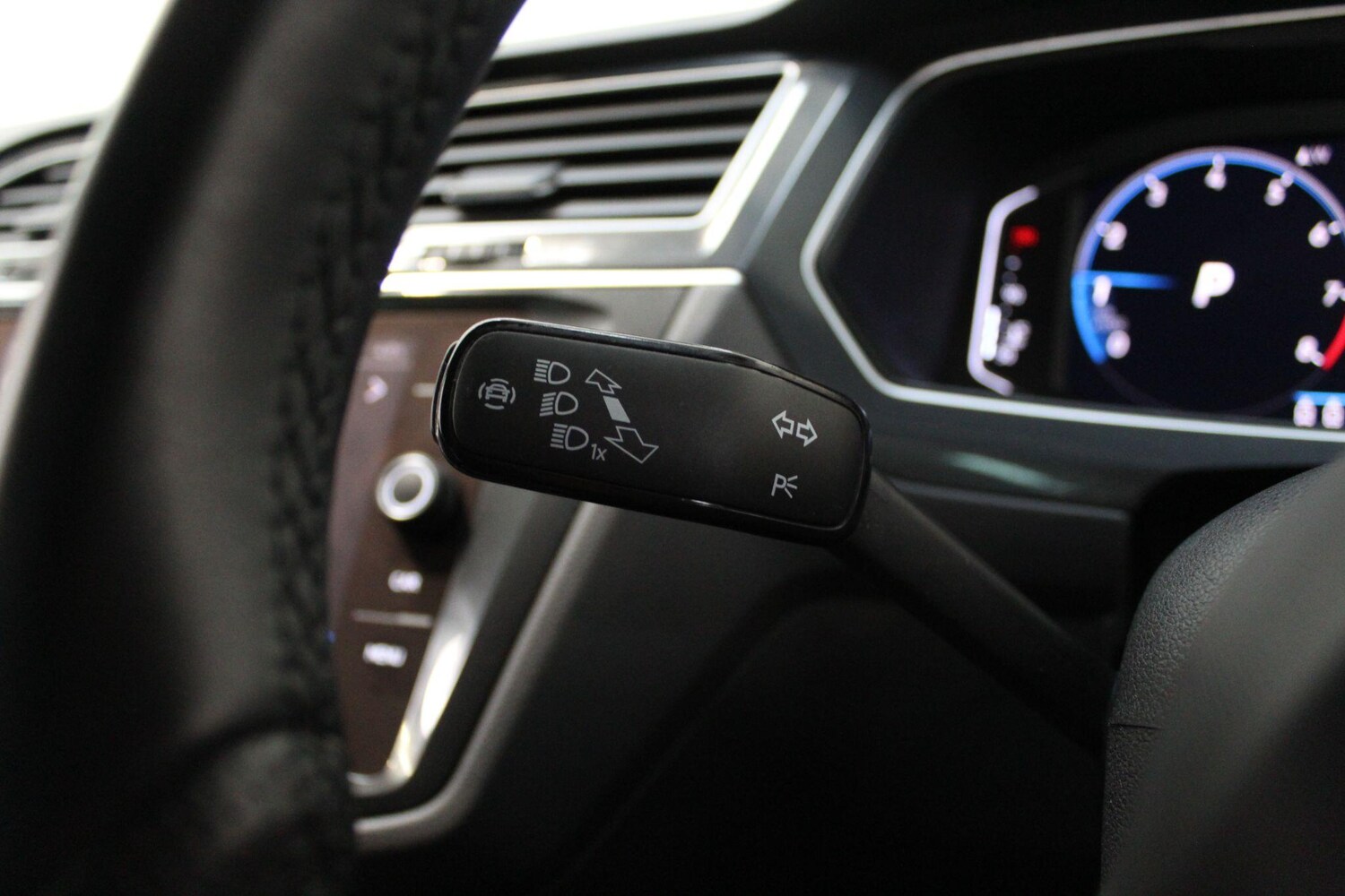 Used Volkswagen Tiguan 2021 for sale - 77908499: Photo 49