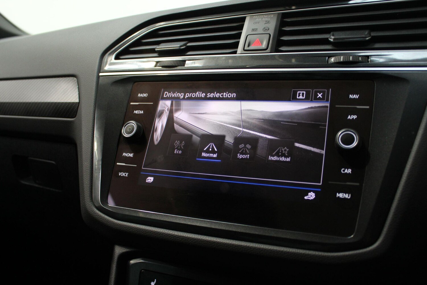 Used Volkswagen Tiguan 2021 for sale - 77908499: Photo 67