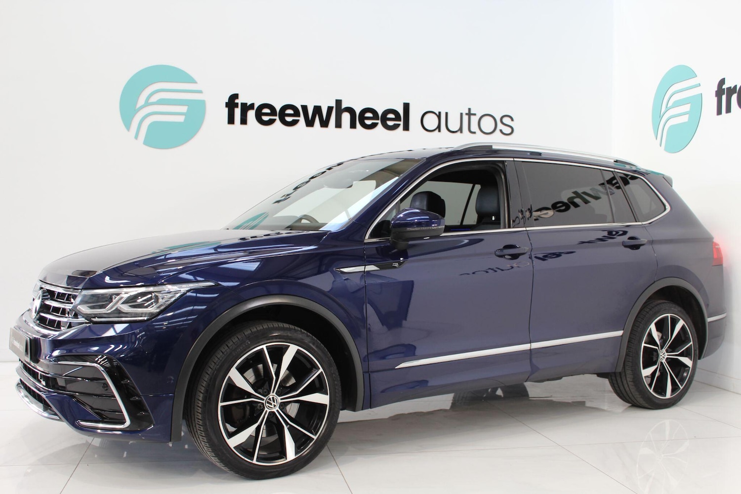 Used Volkswagen Tiguan Allspace 2022 for sale - 78170977: Photo 2