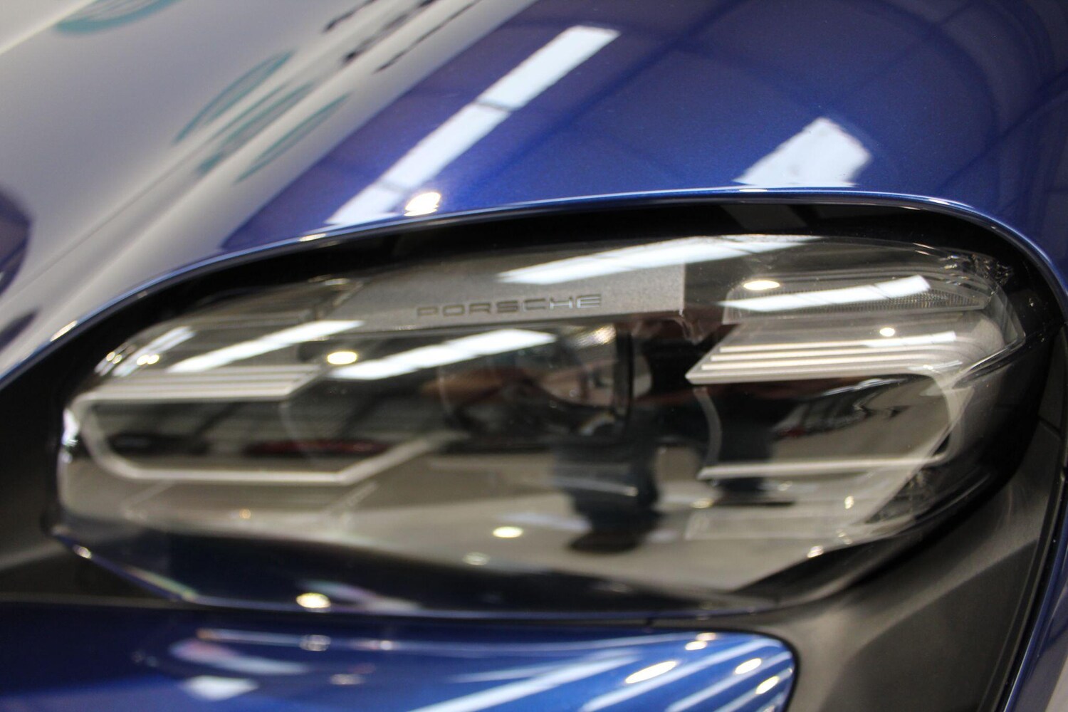 Used Porsche Taycan 2021 for sale - 77908851: Photo 12