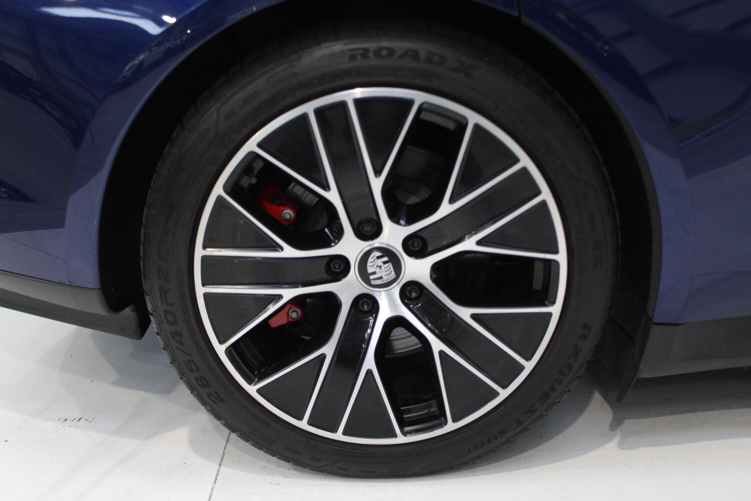 Used Porsche Taycan 2021 for sale - 77908851: Photo 17