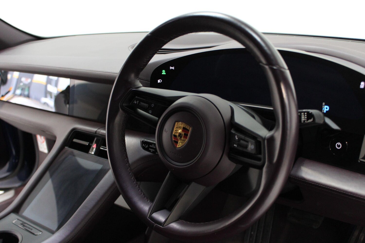 Used Porsche Taycan 2021 for sale - 77908851: Photo 38