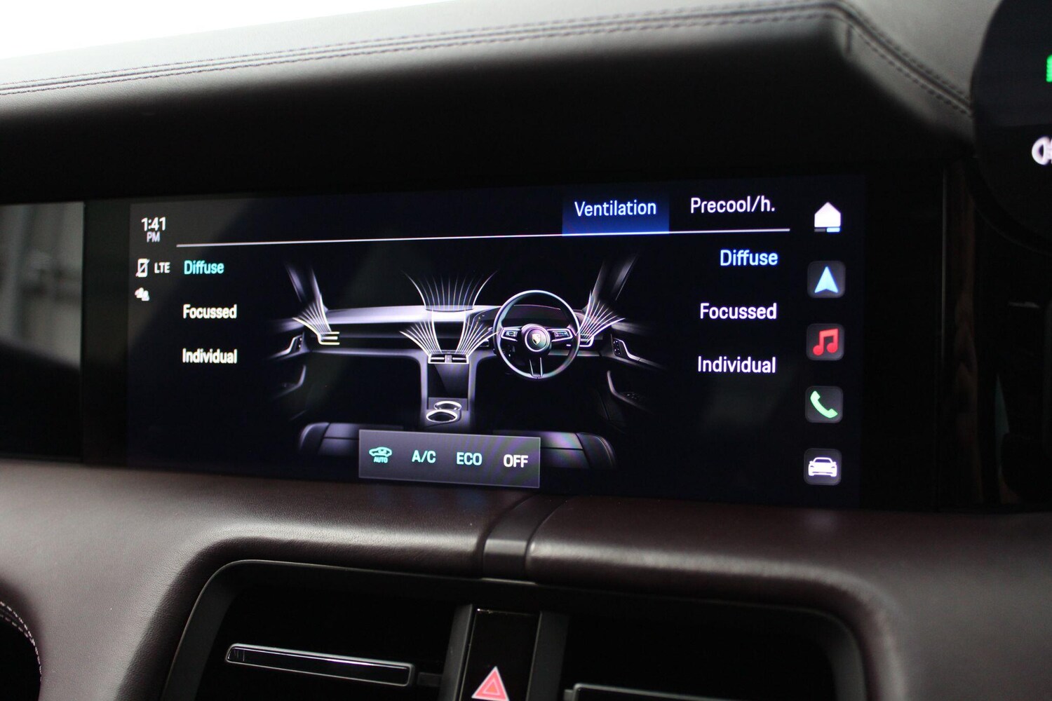 Used Porsche Taycan 2021 for sale - 77908851: Photo 59