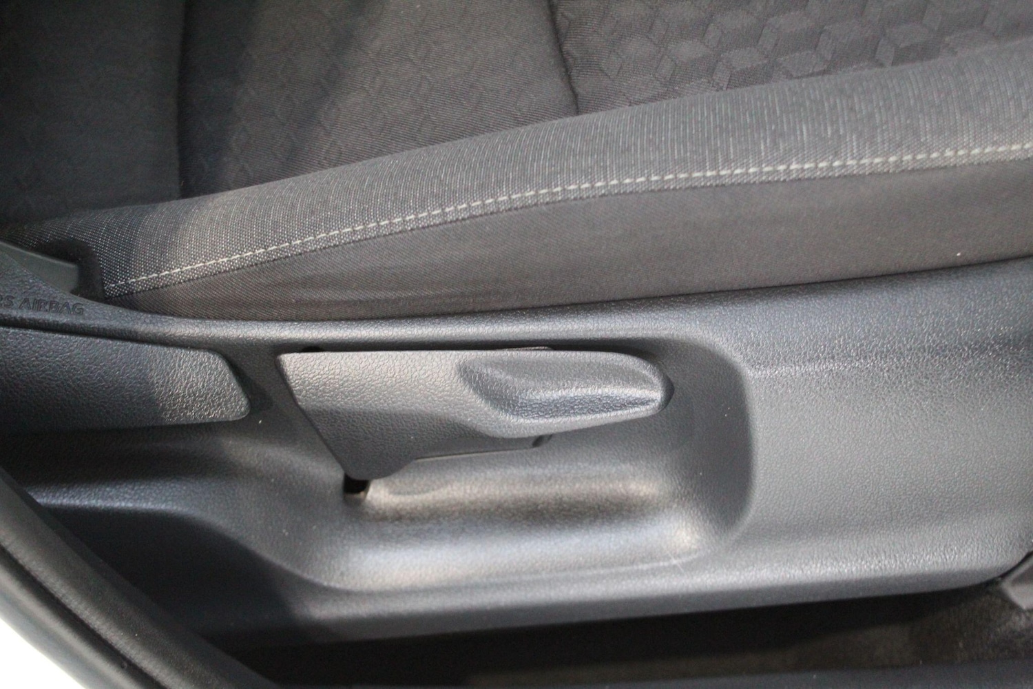 Used Toyota Yaris for sale - 77909596: Photo 31