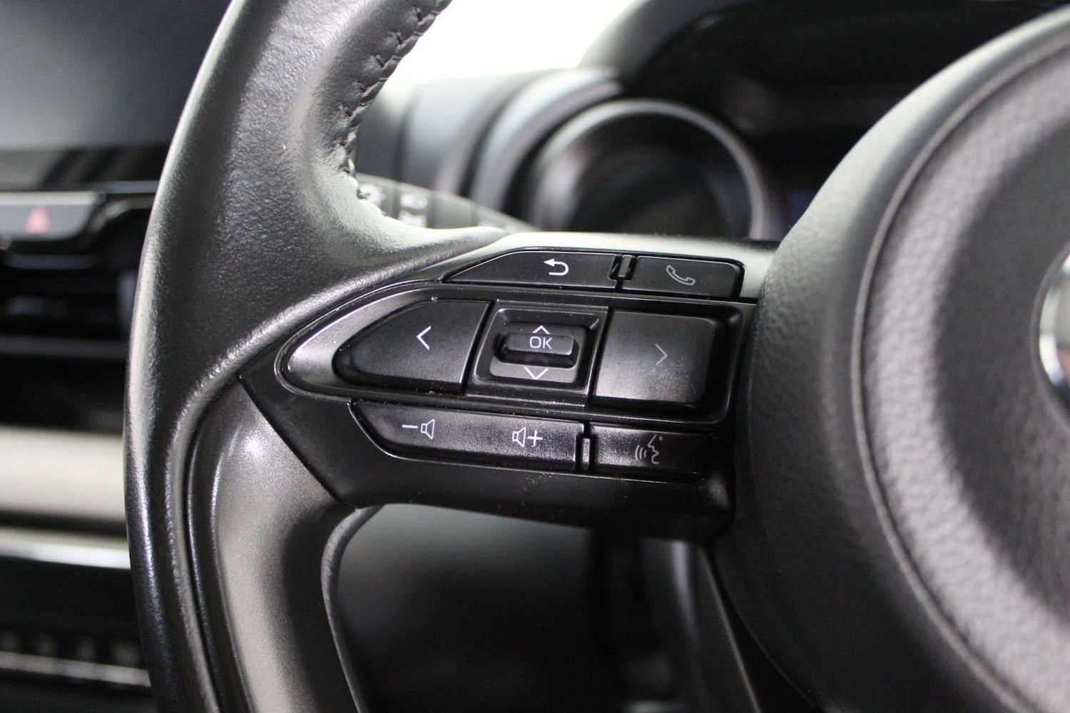 Used Toyota Yaris for sale - 77909596: Photo 41